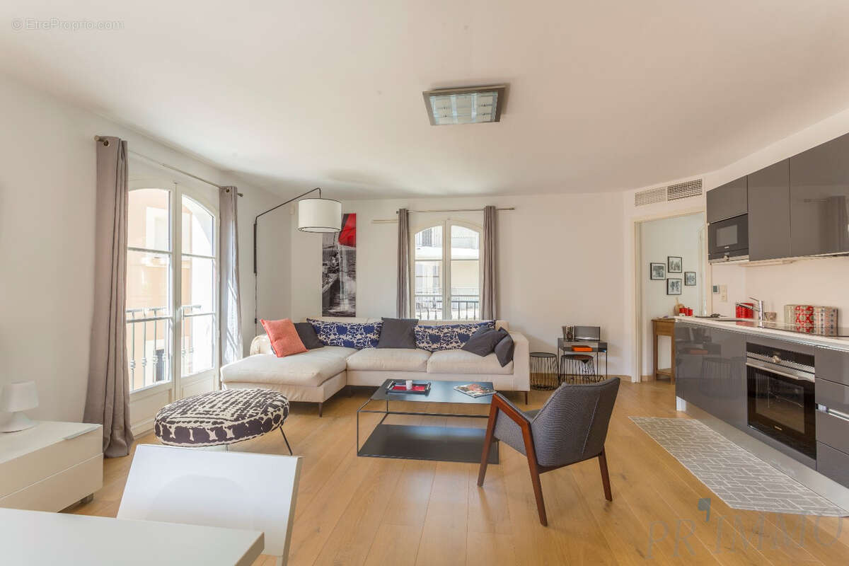 Appartement à SAINT-TROPEZ