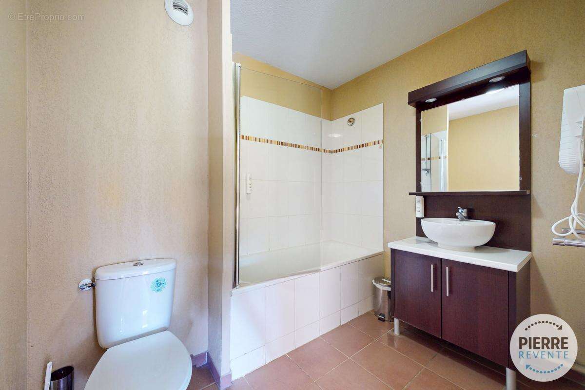 Appartement à SIX-FOURS-LES-PLAGES