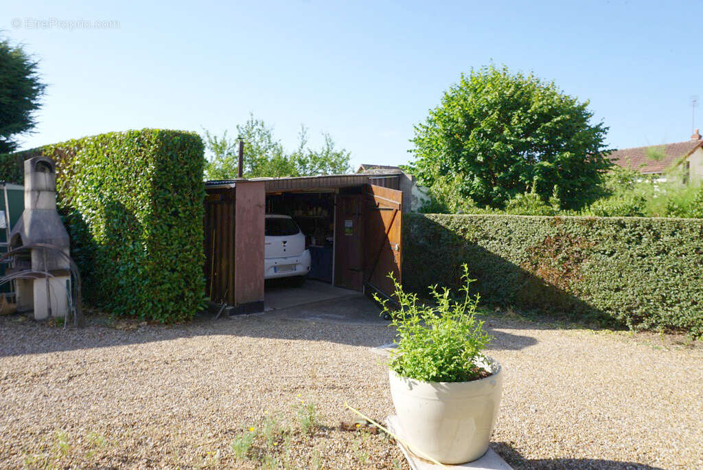 Maison à PARAY-LE-MONIAL