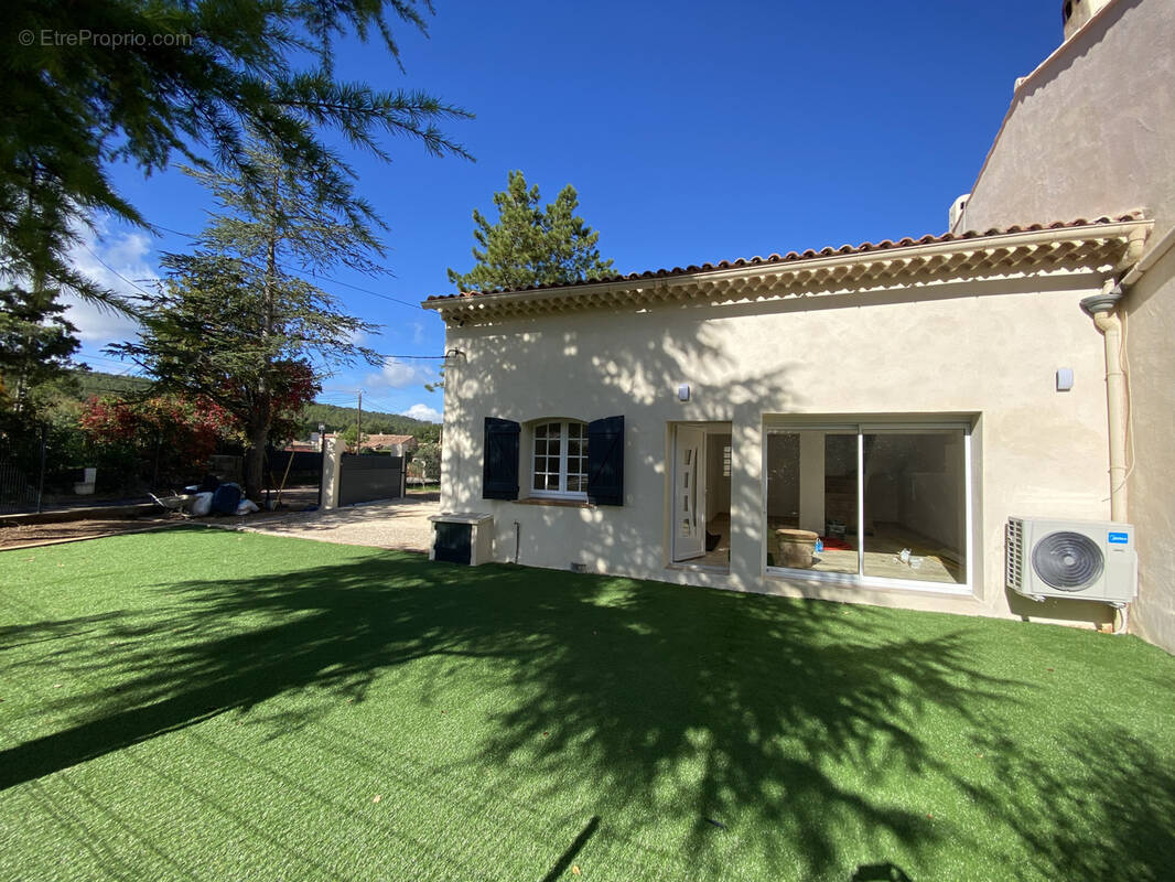 Maison à NANS-LES-PINS