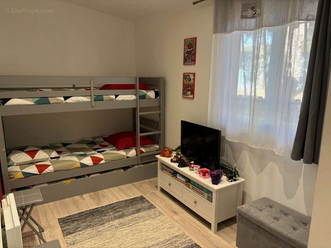 Maison à ROQUEBRUNE-SUR-ARGENS