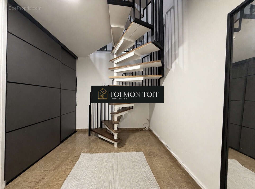 Maison 140 m² à Fosses  - photo 9