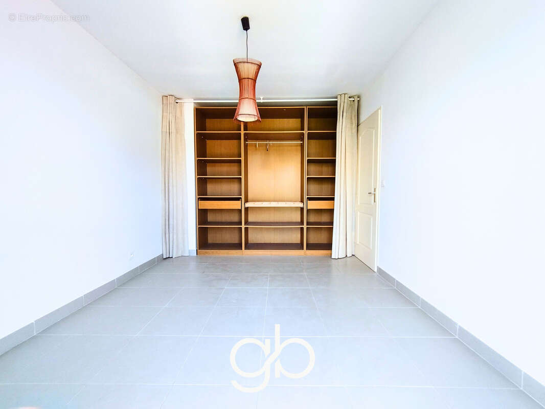 Maison à SAINT-VINCENT-DE-BARBEYRARGUES