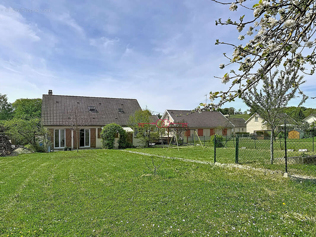 Maison à CHAUDEFONTAINE