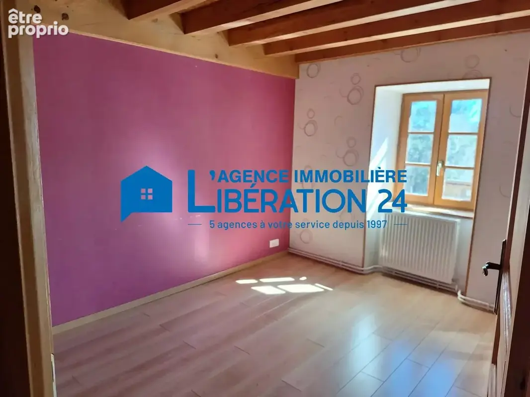 Maison 6 pièces 160 m² à vendre à Thelis-La-Combe (42220) - photo 7