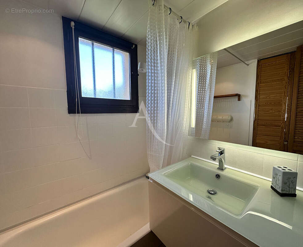 Appartement type2 lumineux parking proche centre village et thermes - photo 7
