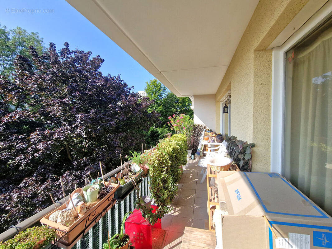 Appartement à THIAIS