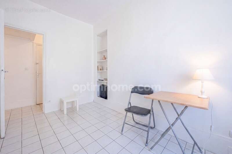 Appartement à PARIS-10E