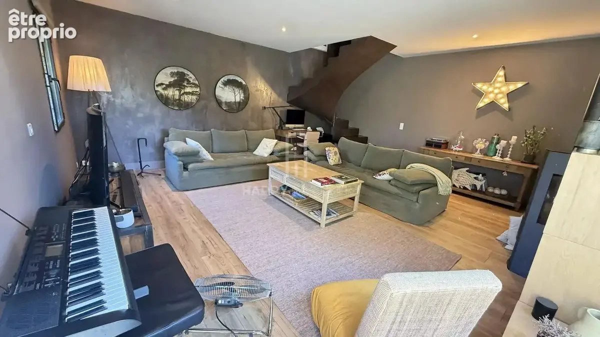 A FONTVIEILLE, en collines, Maison avec 5 chambres et piscine - photo 18
