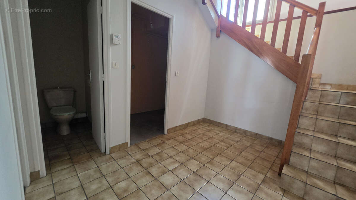 Maison Atypique avec petit extérieur en centre ville - photo 12