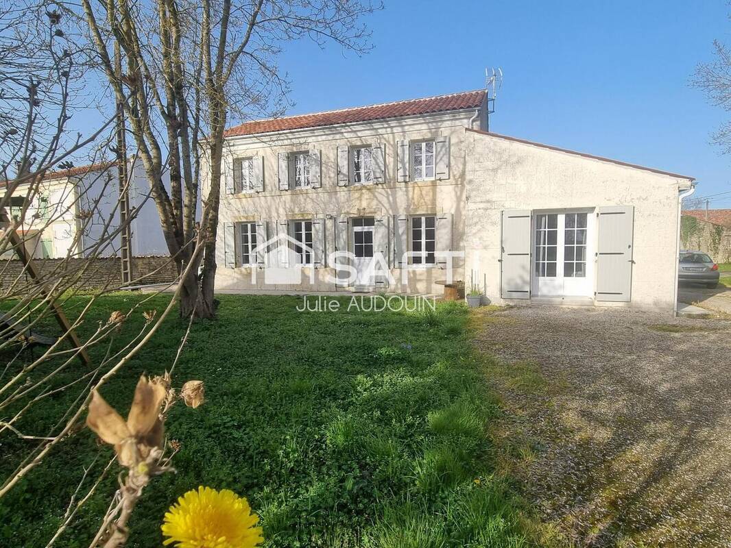 Photo 1 - Maison à AUMAGNE