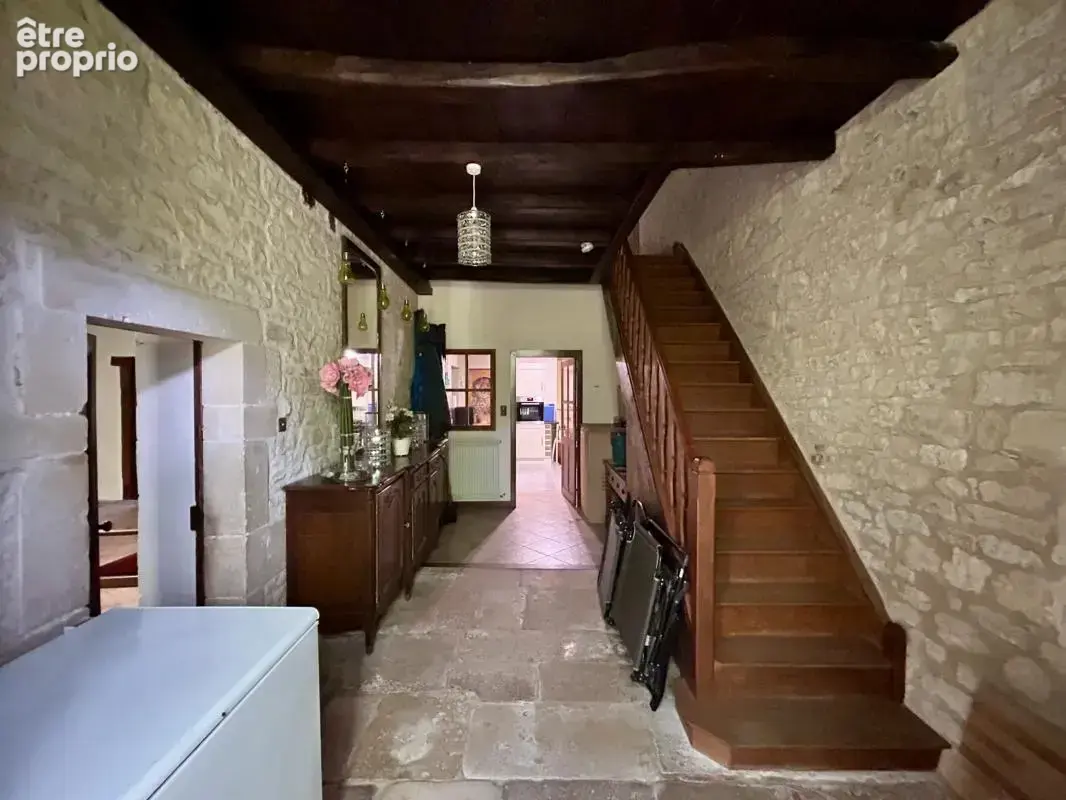 Superbe Longère en Pierre de 413 m2   6 Chambres - photo 9