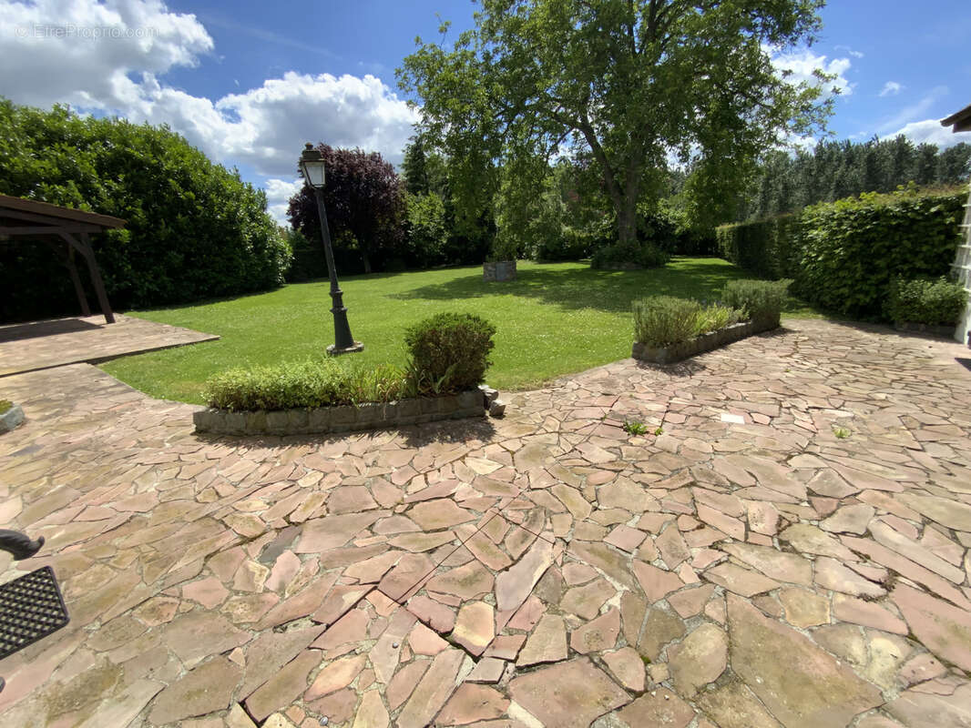 Maison à THUN-SAINT-AMAND