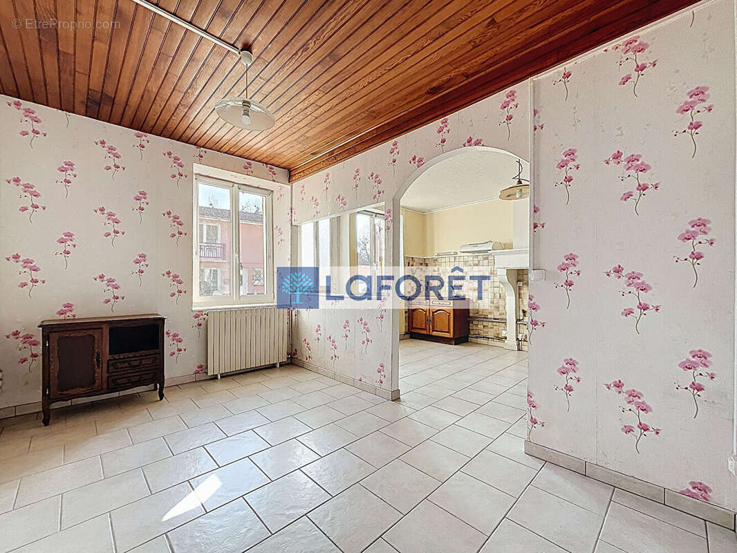 Maison à CHATONRUPT-SOMMERMONT