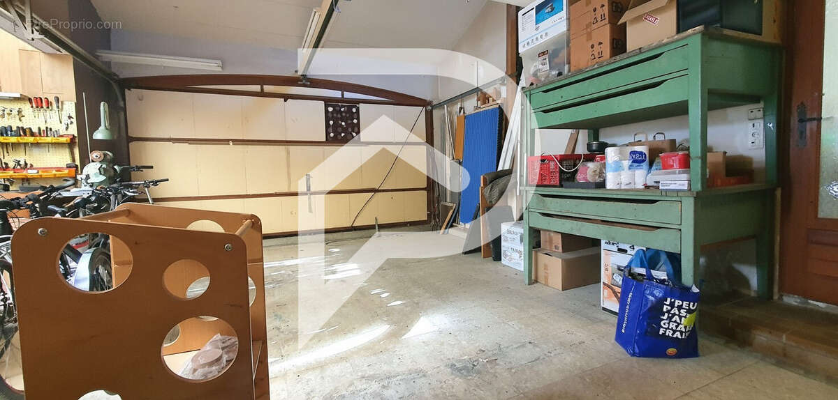 Maison à VILLELONGUE-DELS-MONTS