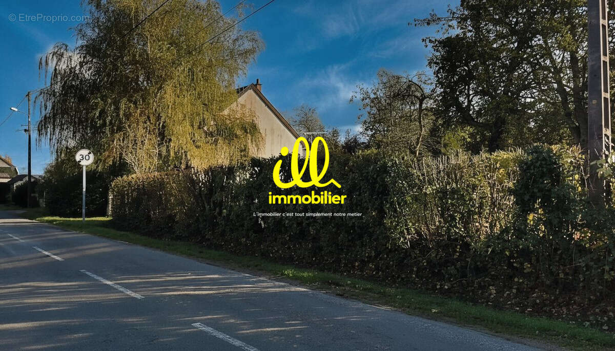 Terrain 2228 m² à Messincourt  - photo 4
