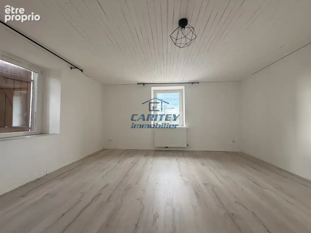 Maison 4 chambres sur 8 ares de terrain - FROIDECONCHE 70300 - photo 6