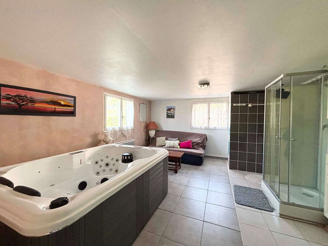 Maison plain-pied, 3 chambres 107.35 m² - photo 18