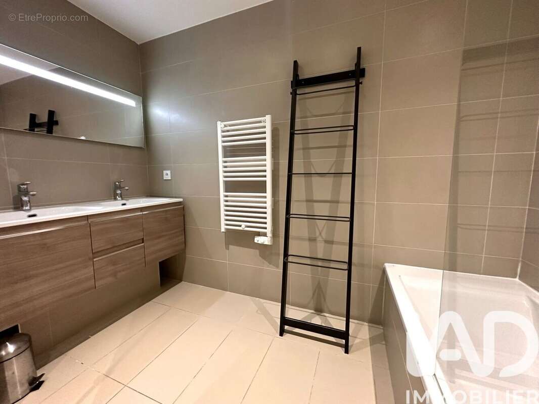 Photo 9 - Appartement à SAINT-RAPHAEL