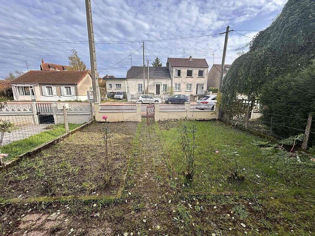 Maison à IMPHY