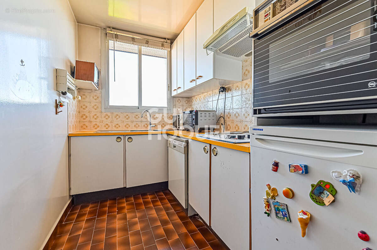 Appartement à PARIS-12E
