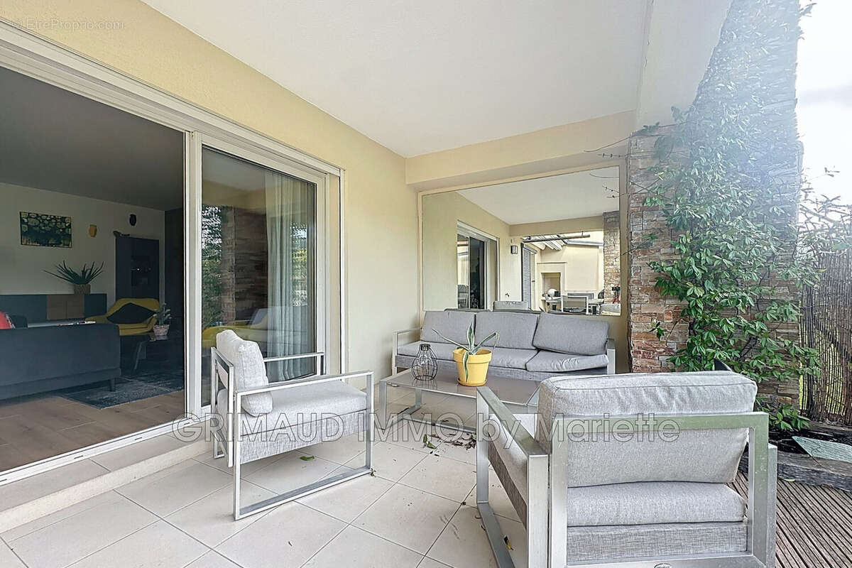 Maison à PLAN-DE-LA-TOUR