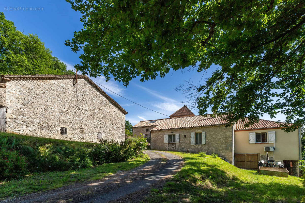 Country property - photo 2
