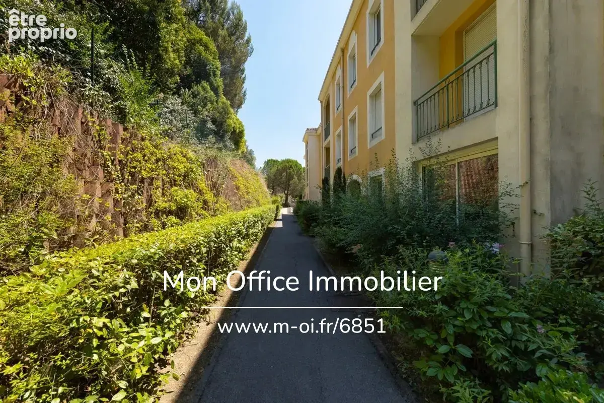 Référence : 7231-PAN. - Appartement 3 pièces de 82 m² à Aix-en-Provence - photo 14