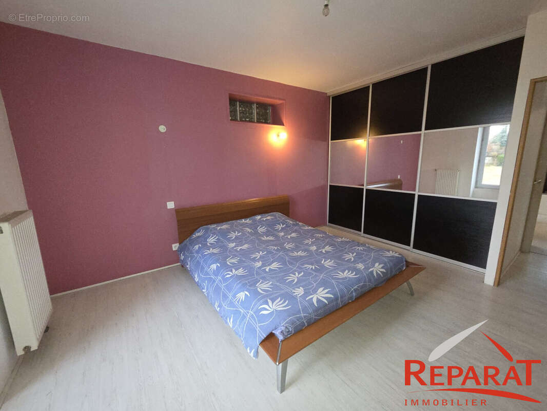 Commerce à SAINT-CLEMENT