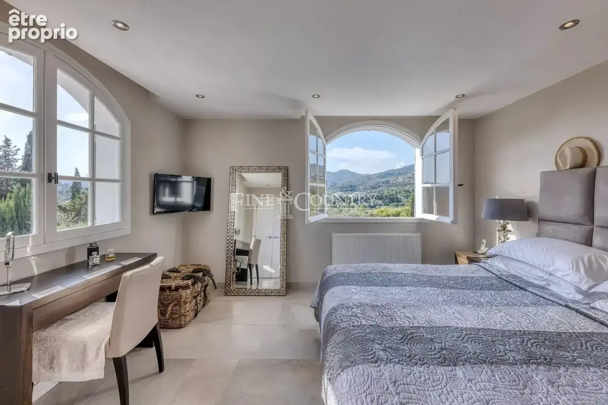 Vente villa  à Mandelieu avec piscine  et vue panoramique - photo 15