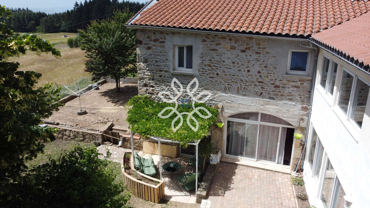 Maison 161 M2  à Chassignolles - photo 14
