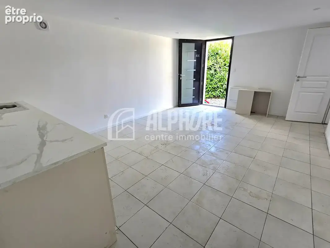 Maison spacieuse 194m² - 7 chambres - Les Sorinières Bourg - photo 11