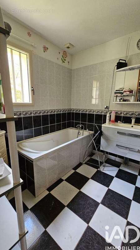 Maison 110 m² à Giverville  - photo 9