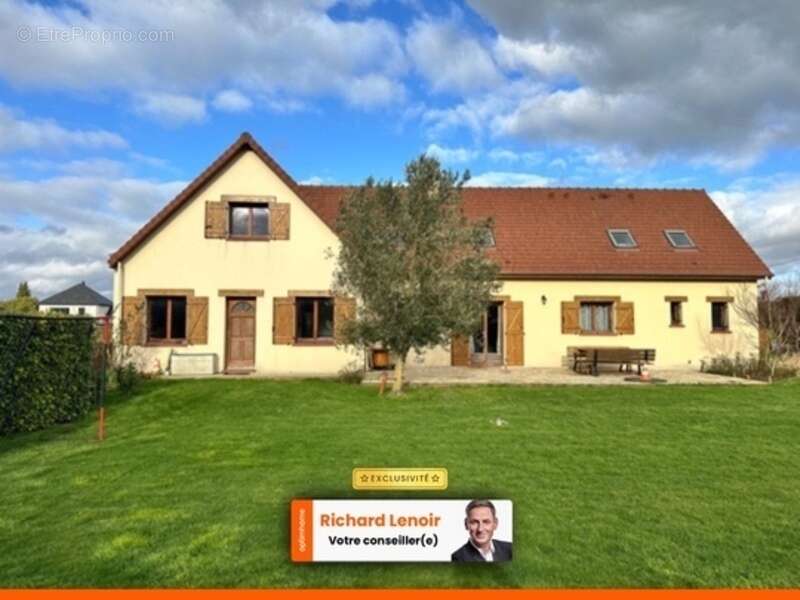 Maison à LIEUREY