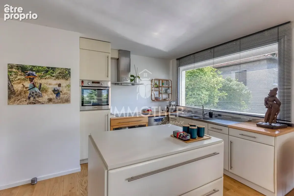 Maison 133 m² à Saint-Martin-Le-Vinoux  - photo 9