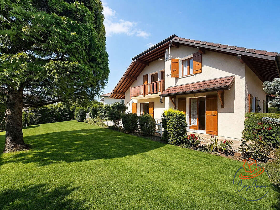 Maison à THOIRY