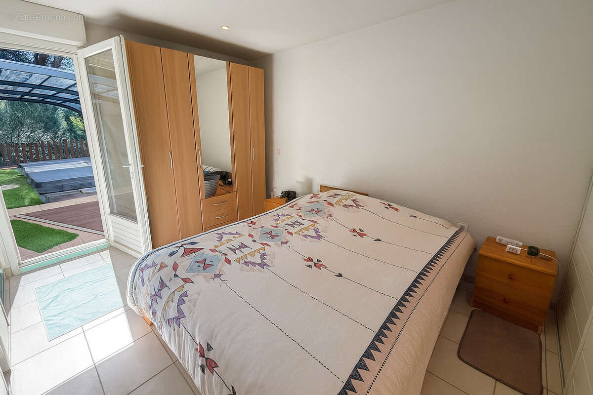 Maison à SOLLIES-PONT