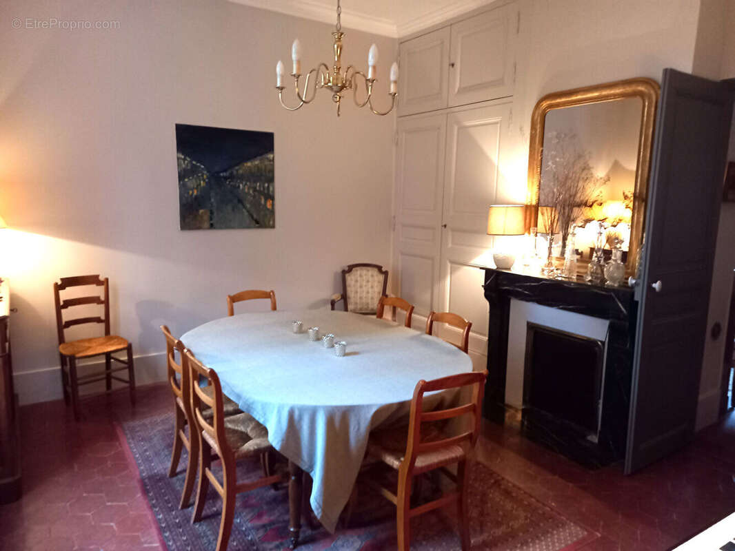 Maison à HOUDAN