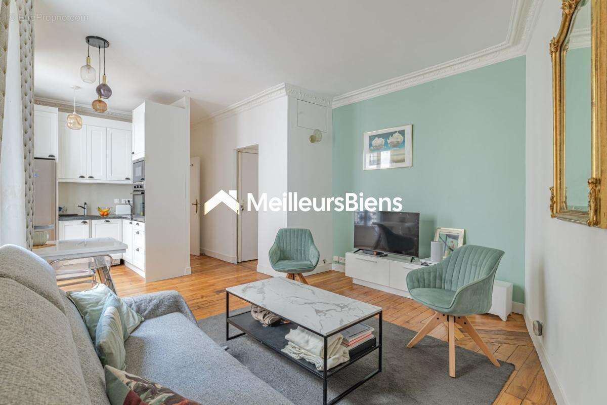 Appartement à PARIS-11E