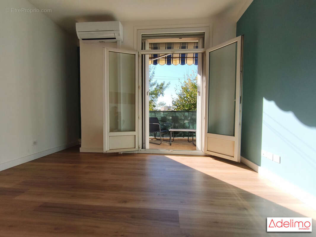 Appartement à NIMES
