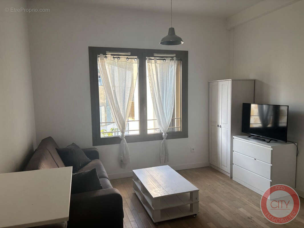 Appartement à PARIS-19E