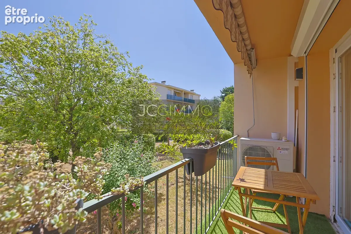 Appartement T3 - 58,7m2  avec Garage + Cave (25,5 m2) + Balcon - Le Pradet - photo 4