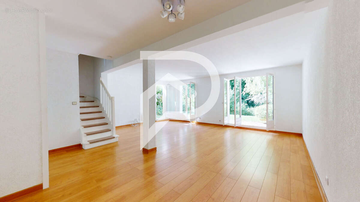 Maison à SAINT-GERMAIN-EN-LAYE