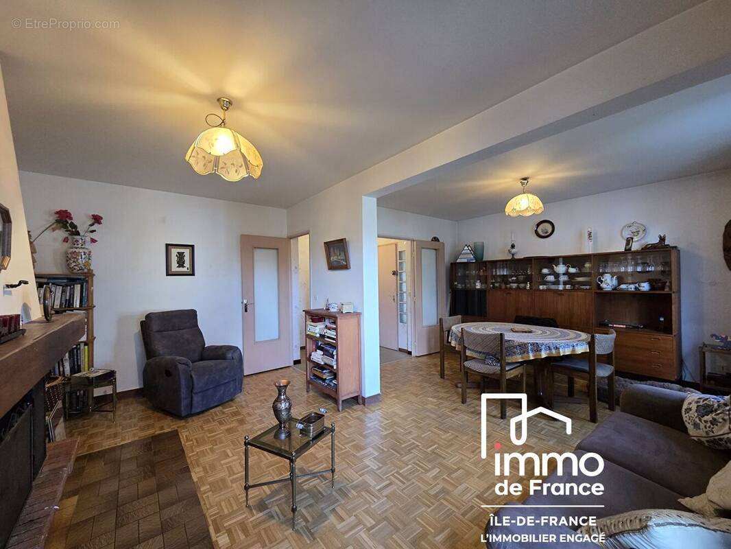 Maison à VILLEJUIF