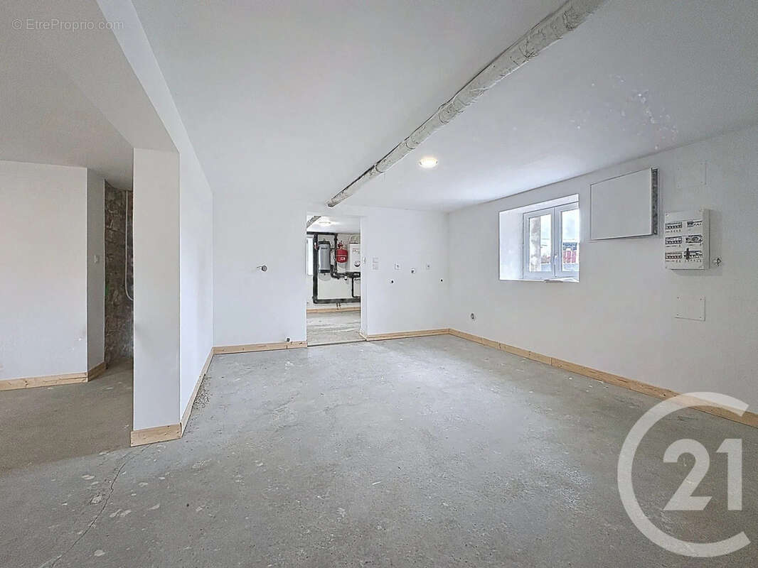 Maison 105 m² à Prat  - photo 12