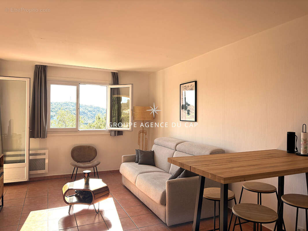 Appartement à LES ISSAMBRES