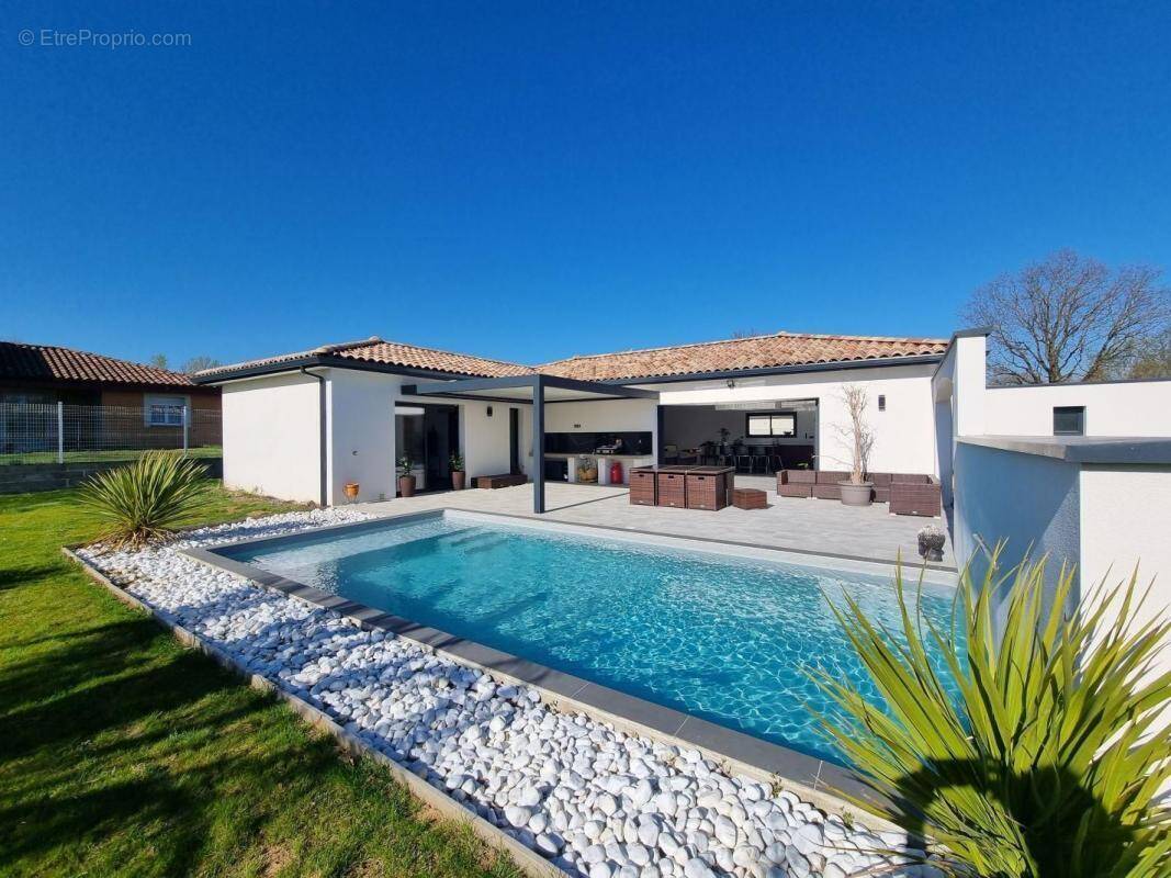 Maison à VILLEMATIER