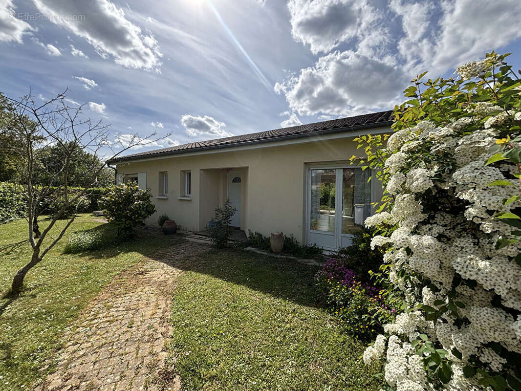 Maison à POITIERS