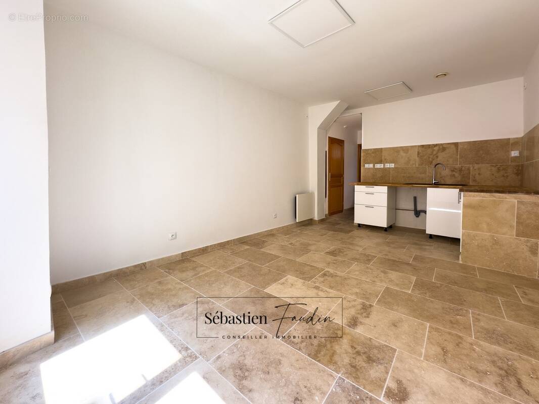 Appartement à LE BEAUSSET