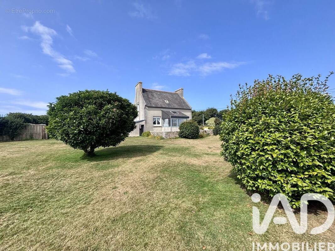 Photo 1 - Maison à PLOUGUERNEAU